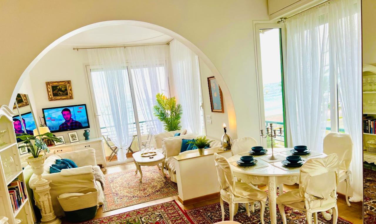 Endless Sea Views Promenade Des Anglais Nizza Exterior foto